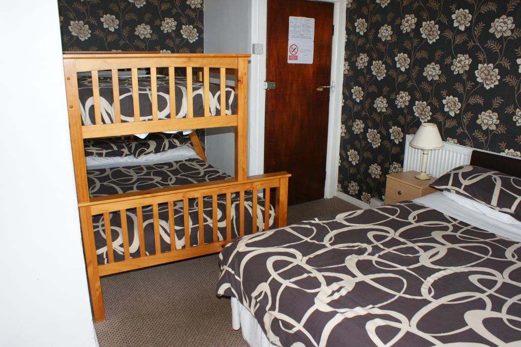 Bed & Breakfast Earlsway 2*