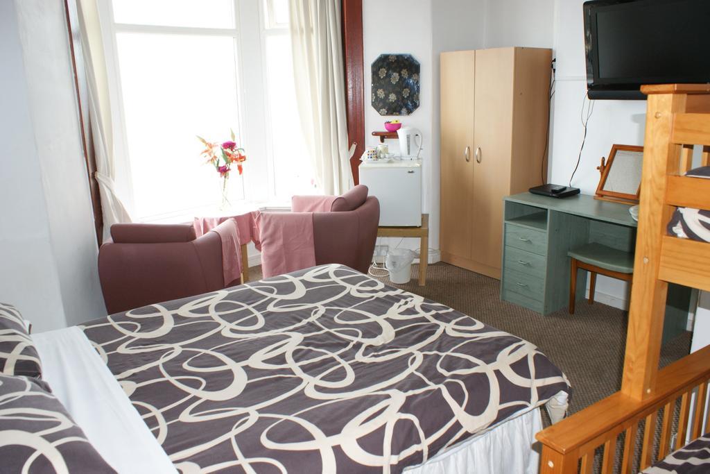Bed & Breakfast Earlsway 2*